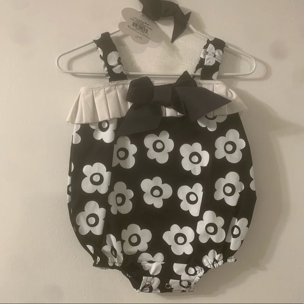 Mud Pie Sz 0-6 months Onesie